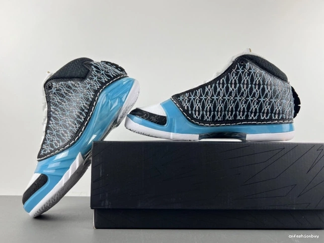23 318376-041 UNC Jordan 0911